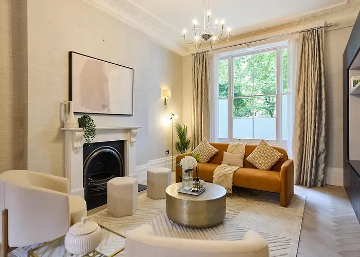 The Bayswater Retreat - Adorable 3Bdr Flat With Balcony