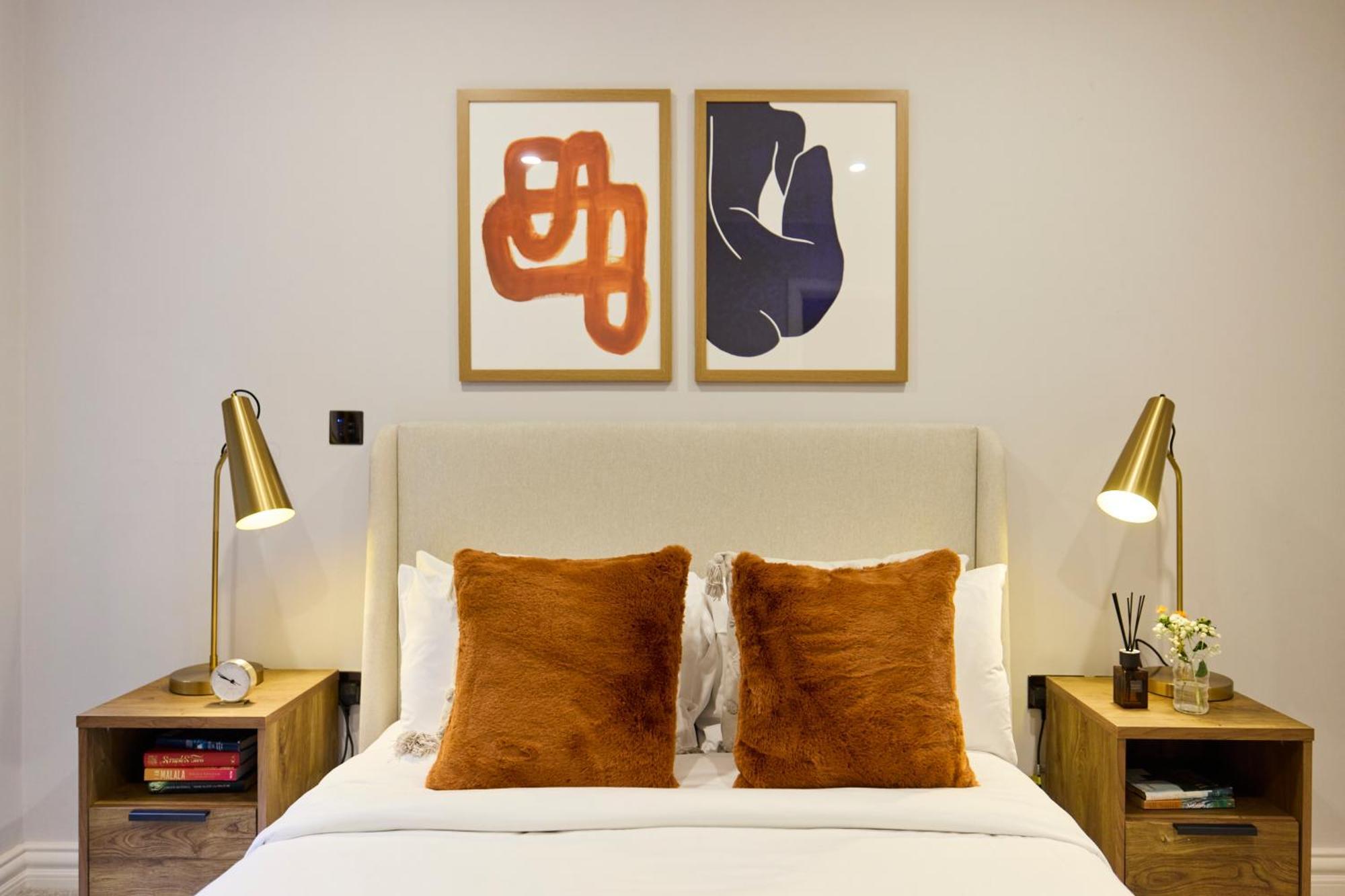 The Bayswater Retreat - Adorable 3bdr Flat With Balcony * Londra