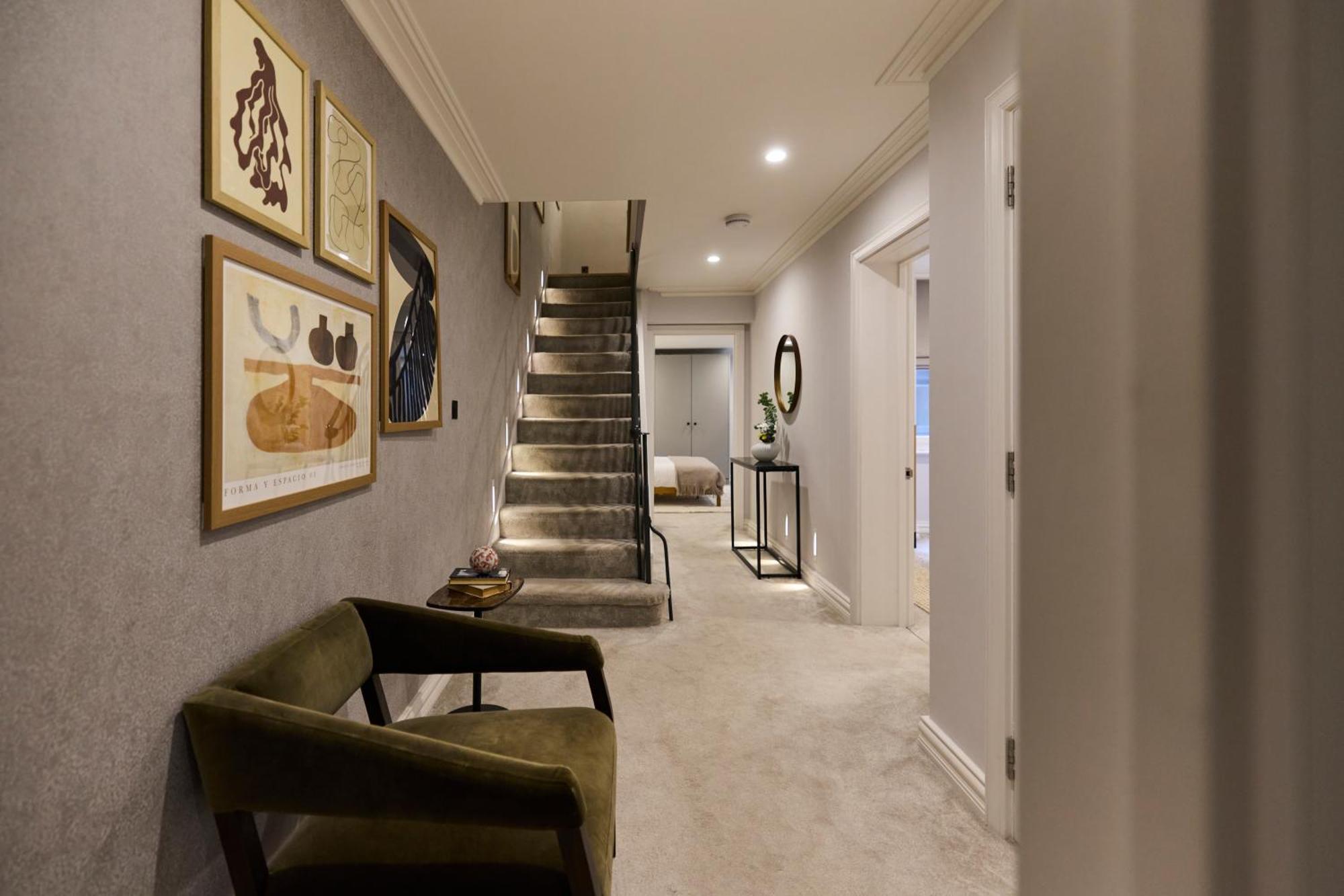 The Bayswater Retreat - Adorable 3bdr Flat With Balcony